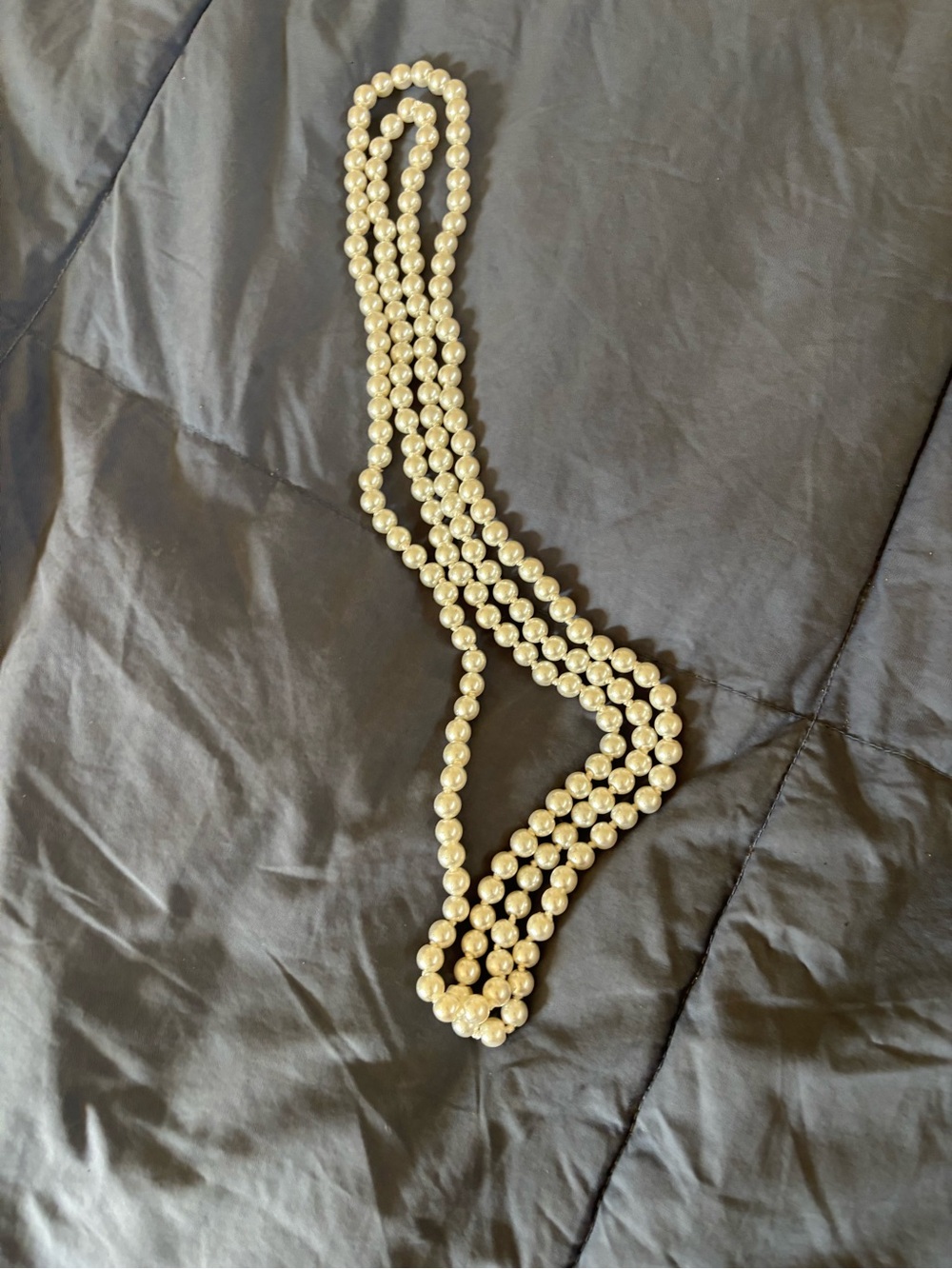 Elegant Ivory Pearl Beaded Necklace - Timeless Women's Jewelry